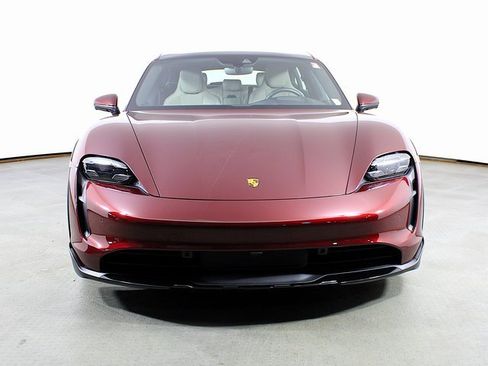 Used 2023 Porsche Taycan 4S image 10