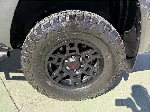 Used 2016 Toyota 4Runner TRD Pro AWD/4WD image 10