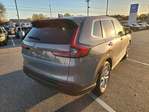 New 2026 Honda CR-V EX image 4