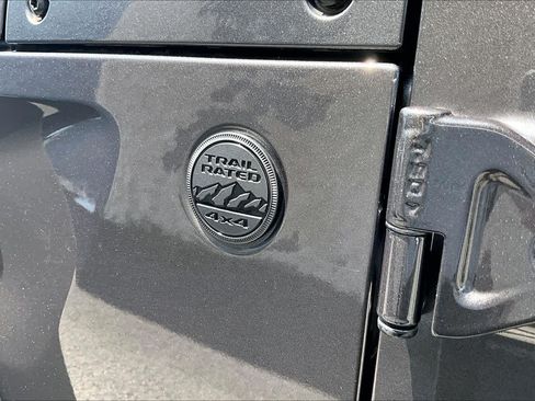 Used 2023 Jeep Wrangler Unlimited Sport AWD/4WD image 10