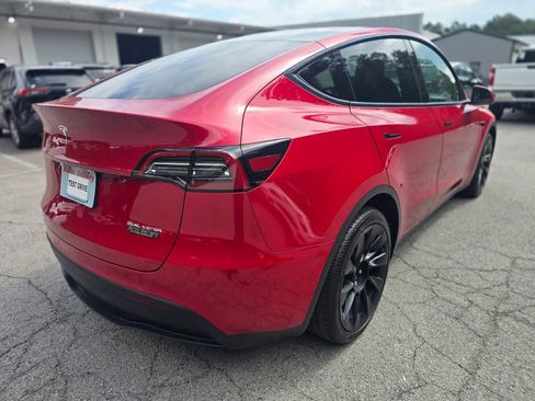 Used 2021 Tesla Model Y Long Range AWD/4WD image 7
