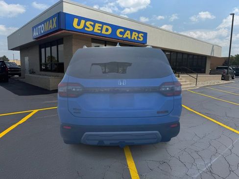 Used 2024 Honda Pilot TrailSport image 6