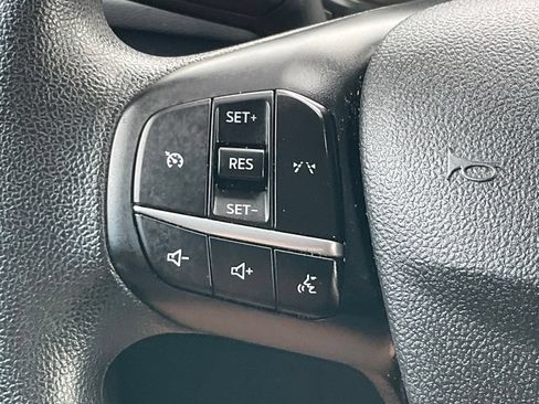 Used 2025 Ford Escape Active AWD/4WD image 3