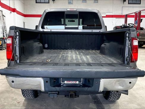 Used 2014 Ford F350 Lariat w/ Chrome Package image 18