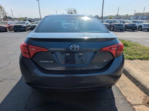 Used 2018 Toyota Corolla SE FWD image 6