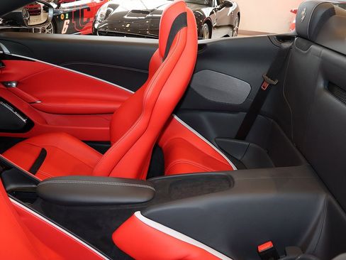 Certified 2024 Ferrari Roma Spider image 90