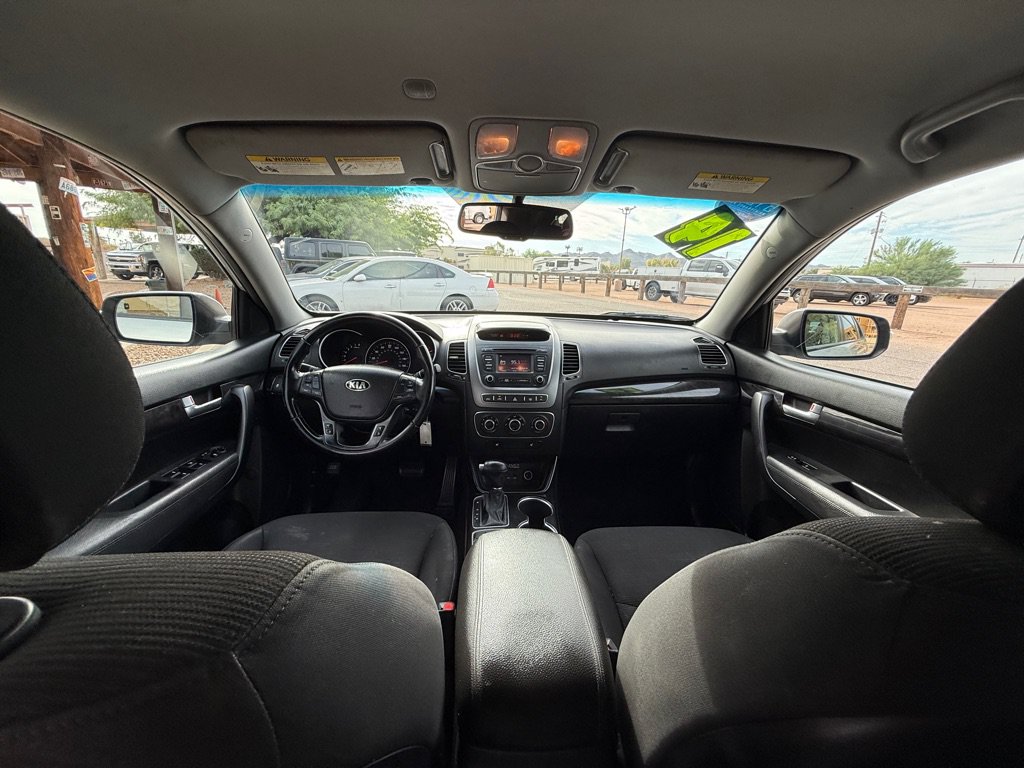 Used 2014 Kia Sorento LX FWD image 16