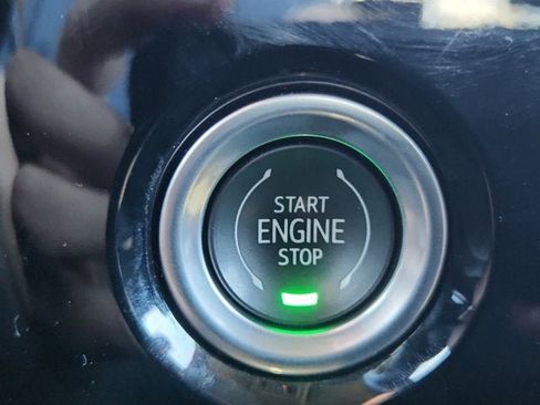 Used 2022 Chevrolet Silverado 1500 LT image 20