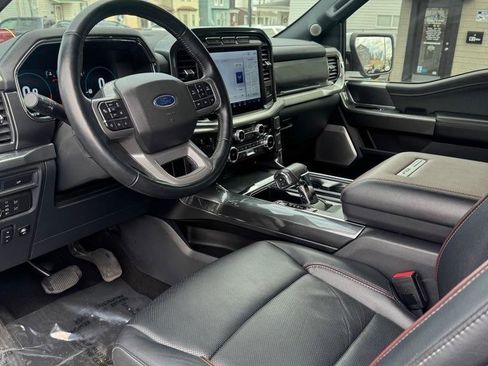 Used 2022 Ford F150 Lariat w/ Equipment Group 502A High image 12