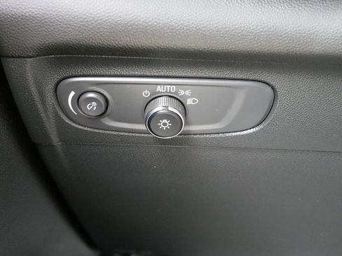 Used 2023 Buick Envision Preferred w/ Sport Touring Package AWD/4WD image 29