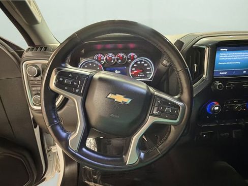 Used 2023 Chevrolet Silverado 2500 LT w/ Convenience Package AWD/4WD image 12