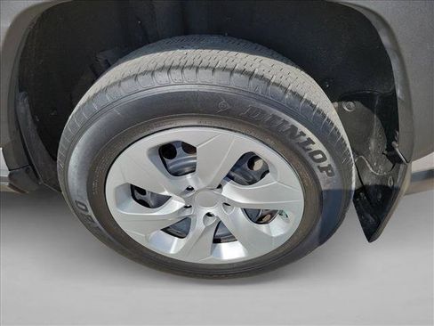 Used 2023 Toyota RAV4 LE FWD image 9