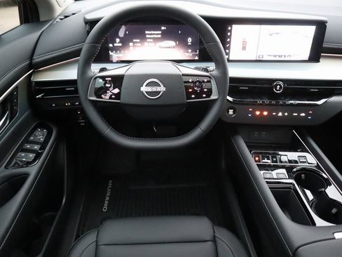 New 2025 Nissan Murano SL image 12