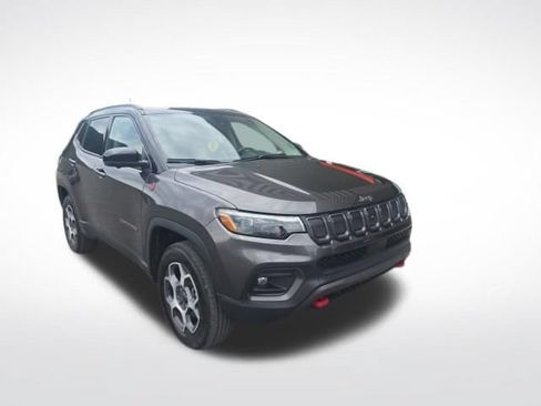 Used 2022 Jeep Compass Trailhawk w/ Trailhawk Elite Group AWD/4WD image 6