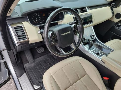 Used 2019 Land Rover Range Rover Sport HSE AWD/4WD image 2