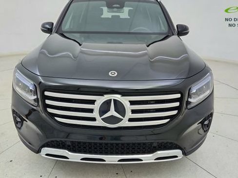 Used 2025 Mercedes-Benz GLB 250 4MATIC w/ Exclusive Package image 20