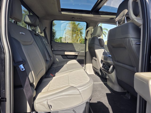 Used 2026 Ford F250 Platinum w/ Platinum Plus Package AWD/4WD image 17
