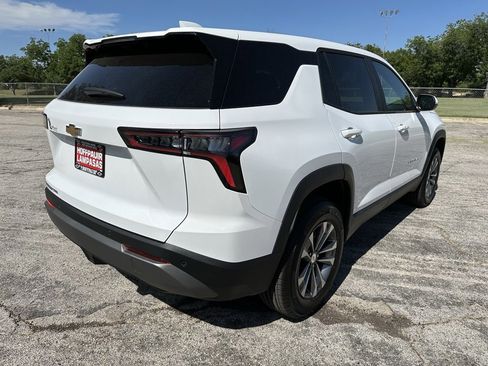 New 2026 Chevrolet Equinox LT image 3