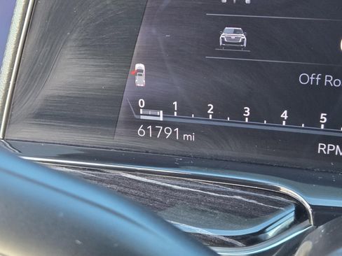 Used 2023 Cadillac Escalade Sport image 16