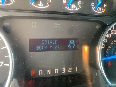 Used 2013 Ford F150 XLT image 32