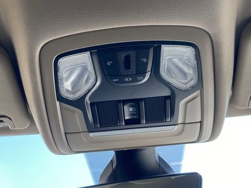 Used 2019 RAM 1500 Big Horn image 15