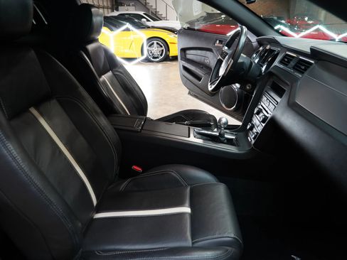 Used 2010 Ford Mustang GT image 52
