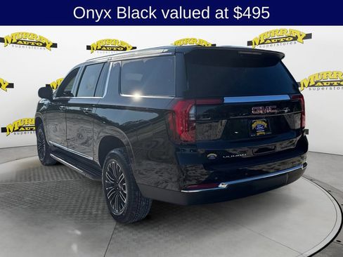 Used 2025 GMC Yukon XL Elevation AWD/4WD image 3