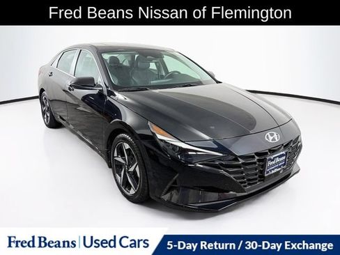 Used 2023 Hyundai Elantra Limited FWD image 1