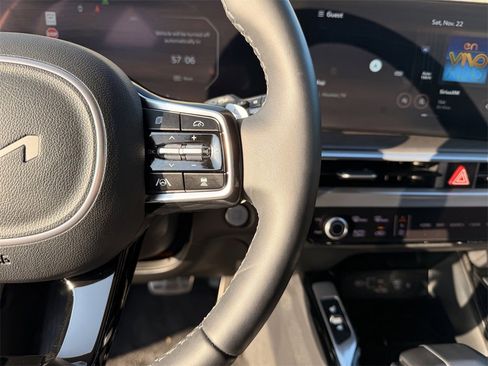 New 2025 Kia Sorento SX Prestige image 17