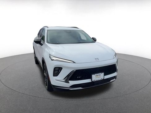 Used 2024 Buick Envision Sport Touring image 3