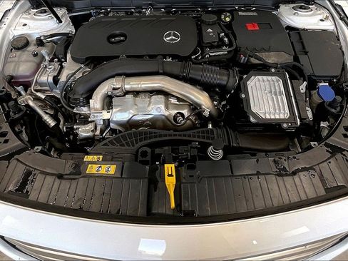 New 2026 Mercedes-Benz GLB 250 image 16