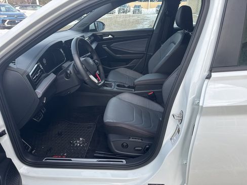 Certified 2025 Volkswagen Jetta GLI Autobahn image 12