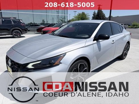 Certified 2023 Nissan Altima 2.5 SR AWD/4WD image 1
