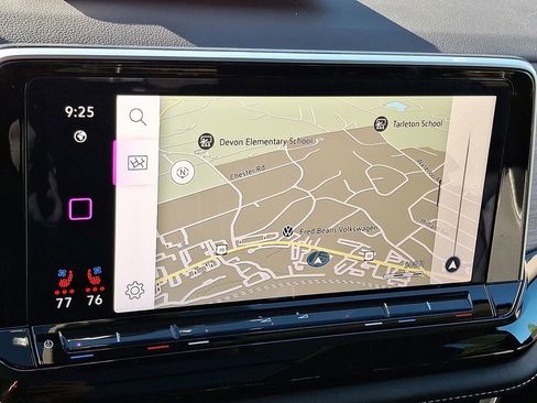 Used 2025 Volkswagen Atlas SEL Premium R-Line image 19