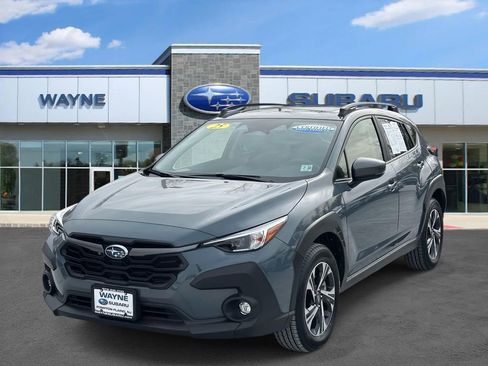 Used 2025 Subaru Crosstrek 2.0i Premium AWD/4WD image 2