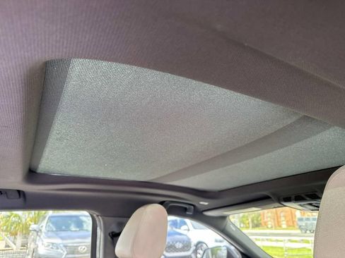 Used 2018 BMW X2 sDrive28i w/ Convenience Package image 12