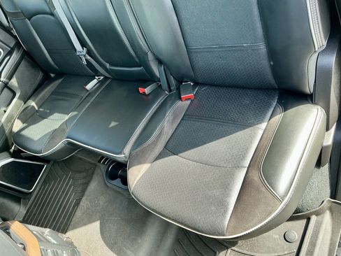 Used 2022 RAM 2500 Laramie w/ Chrome Appearance Group image 31