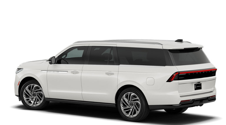 New 2027 Lincoln Navigator L Reserve AWD/4WD image 2
