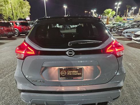 Used 2023 Nissan Kicks SR w/ SR Premium Package FWD image 6