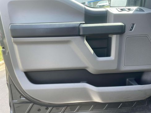 Used 2019 Ford F150 XL w/ Equipment Group 101A Mid AWD/4WD image 16