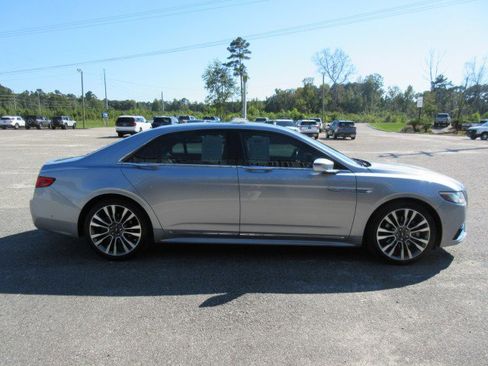 Used 2020 Lincoln Continental Reserve w/ Luxury Package image 6