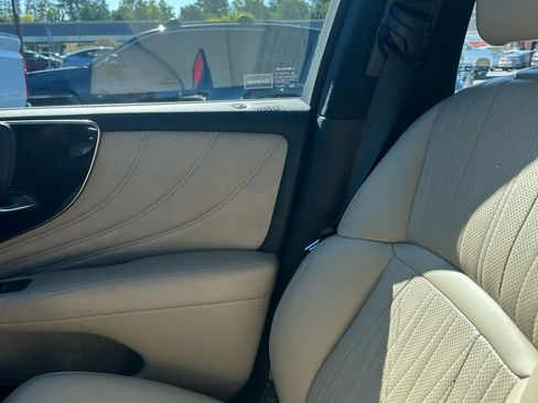 Used 2023 Lexus LS 500 w/ Interior Upgrade Package RWD image 14