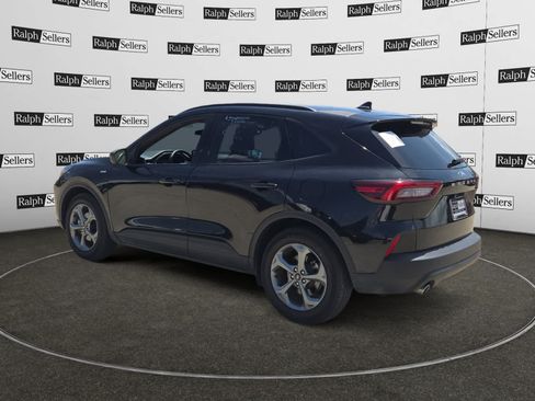Used 2025 Ford Escape ST-Line FWD image 4
