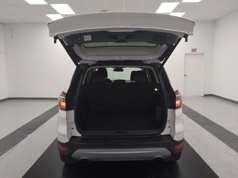 Used 2017 Ford Escape Titanium AWD/4WD image 29