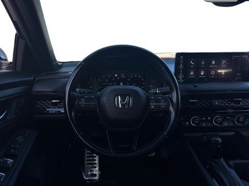 Used 2023 Honda Accord Sport image 12