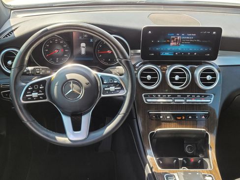 Used 2020 Mercedes-Benz GLC 300 image 19