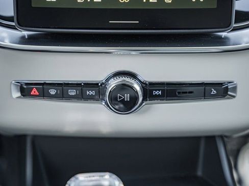 New 2026 Volvo XC90 B6 Ultra w/ Protection Package Premier image 22