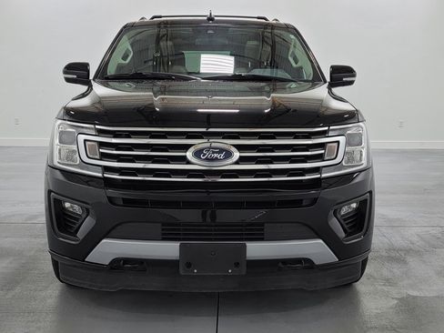 Used 2019 Ford Expedition Max XLT w/ Equipment Group 202A AWD/4WD image 3
