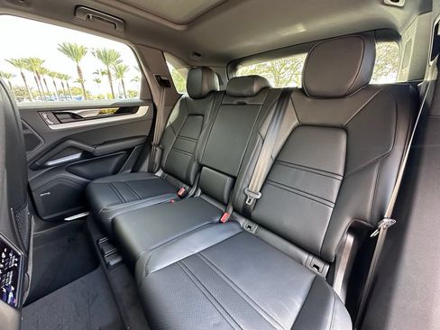 Certified 2026 Porsche Cayenne AWD/4WD image 35