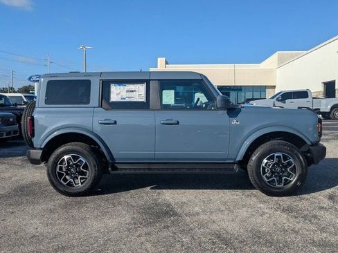 New 2025 Ford Bronco Outer Banks image 4